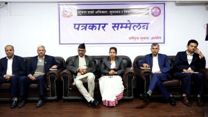 suchana-aayog-pressmeet