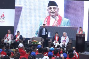 खेलमा राजनीति नगर्न
