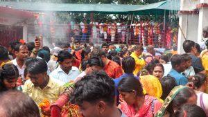 शिवालयमा भक्तजनको घुइँचो