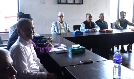 कांग्रेसको पूर्व पदाधिकारी-पदाधिकारी बैठक आज पनि सानेपामा बस्दै