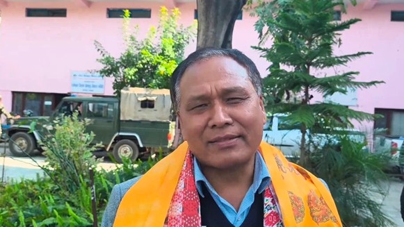 पेट्रोलियम मूल्यवृद्धि फिर्ता लिन कुलमान घिसिङको माग