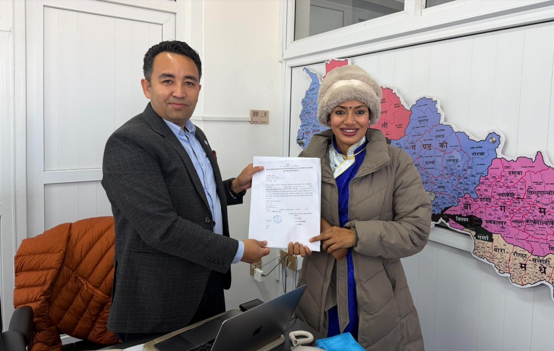 आशिका तामाङलाई रास्वपाले दियो धादिङ–१ बाट टिकट