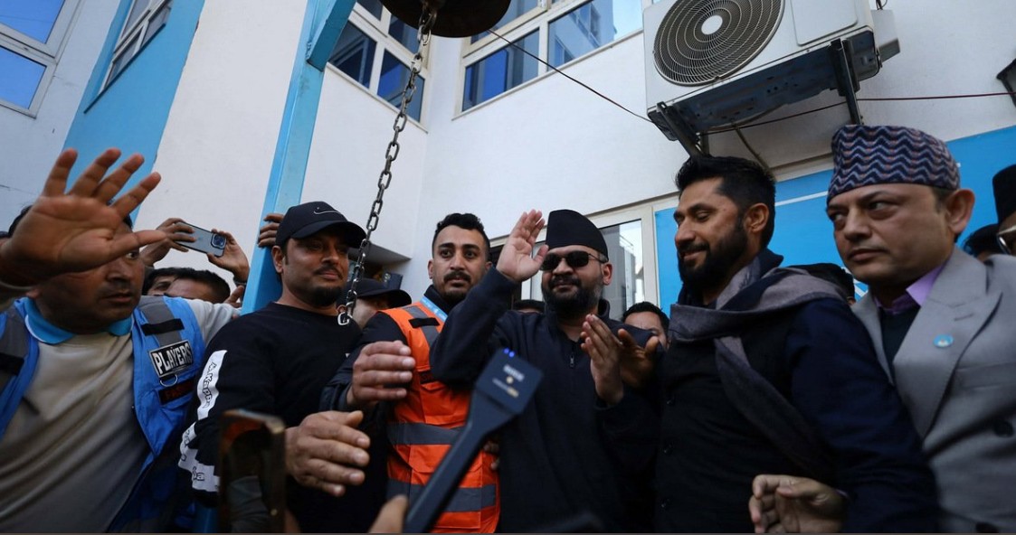 राजीनामा बुझाएर घण्टीघर पुगे बालेन शाह, रास्वपामा प्रवेश तयारी