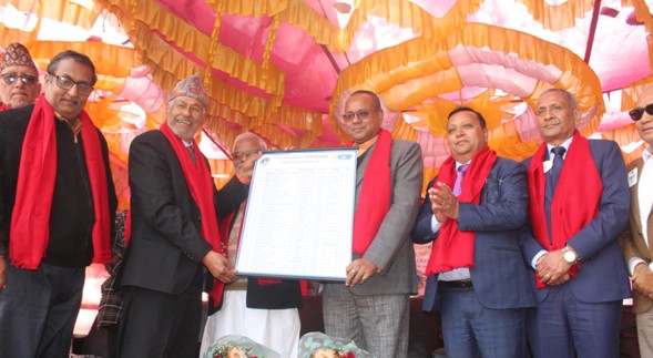 आँखा उपचार केन्द्रलाई दुई करोड बढीको उपकरण हस्तान्तरण   