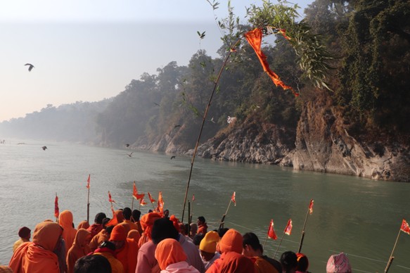 लिङ्गो ठड्याएर माघेसङ्क्रान्ति मेला सुरु   