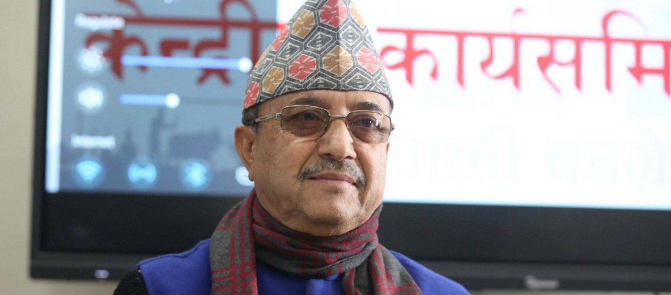 देउवा समूह निर्वाचन कार्यतालिका स्थगनको माग गर्दै आयोगमा पुगे