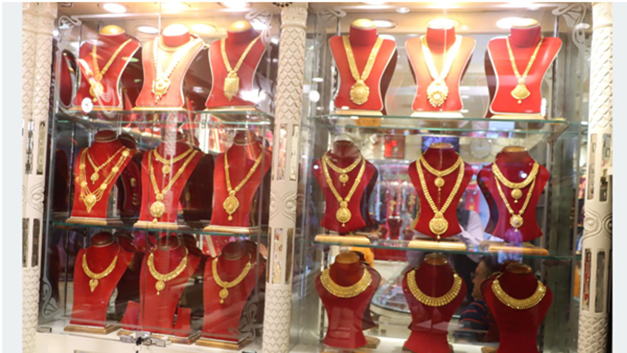  सुनको मूल्य बढ्यो, चाँदीको घट्यो   