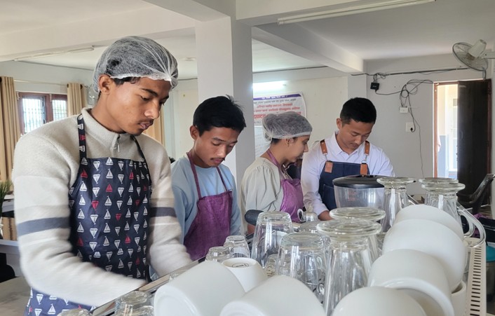  कफीको सुगन्धमा बुनिएका युवाका सपना   