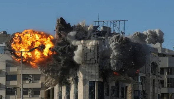 इजरायली हवाई आक्रमणले लेबनानमा त्रास, ४ जनाको मृत्यु