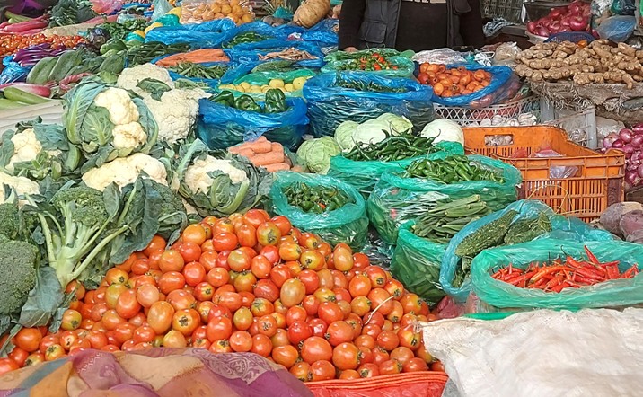 खुला नाकाबाट सोझै वीरगन्ज भित्रिन्छ भारतीय तरकारी   