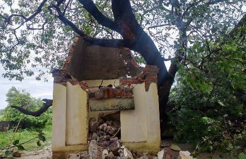 गढिमाइको इनर्वामा ब्रह्मबाबा मन्दिर निर्माणमा विवाद, तोडफोडपछि दुई पक्षबीच तनाव
