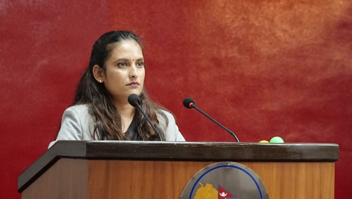 बाढी प्रभावित बालबालिकाको दीर्घकालीन संरक्षण सरकारले लिने : मन्त्री वादी